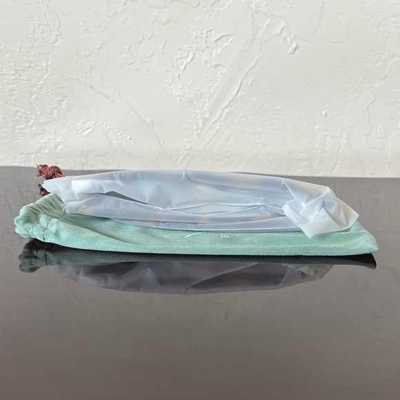 Women’s Sunglasses Brown - Picture 5 of 9